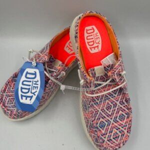 NEW Hey Dude sneakers Wendy Women’s Sz 6 Surf Baja slip on clogs Bright shoes